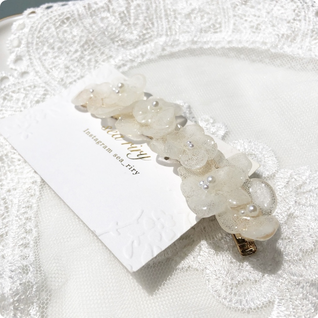 no.14 紫陽花のヘアクリップ あじさい ホワイトアナベル パール アナベル レジンクリップ ヘアアクセサリー ハンドメイドクリップ