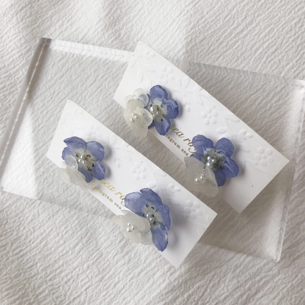 no.18 再販 ネモフィラと紫陽花のピアス ドライフラワー ブルー ホワイト パール ハンドメイドピアス