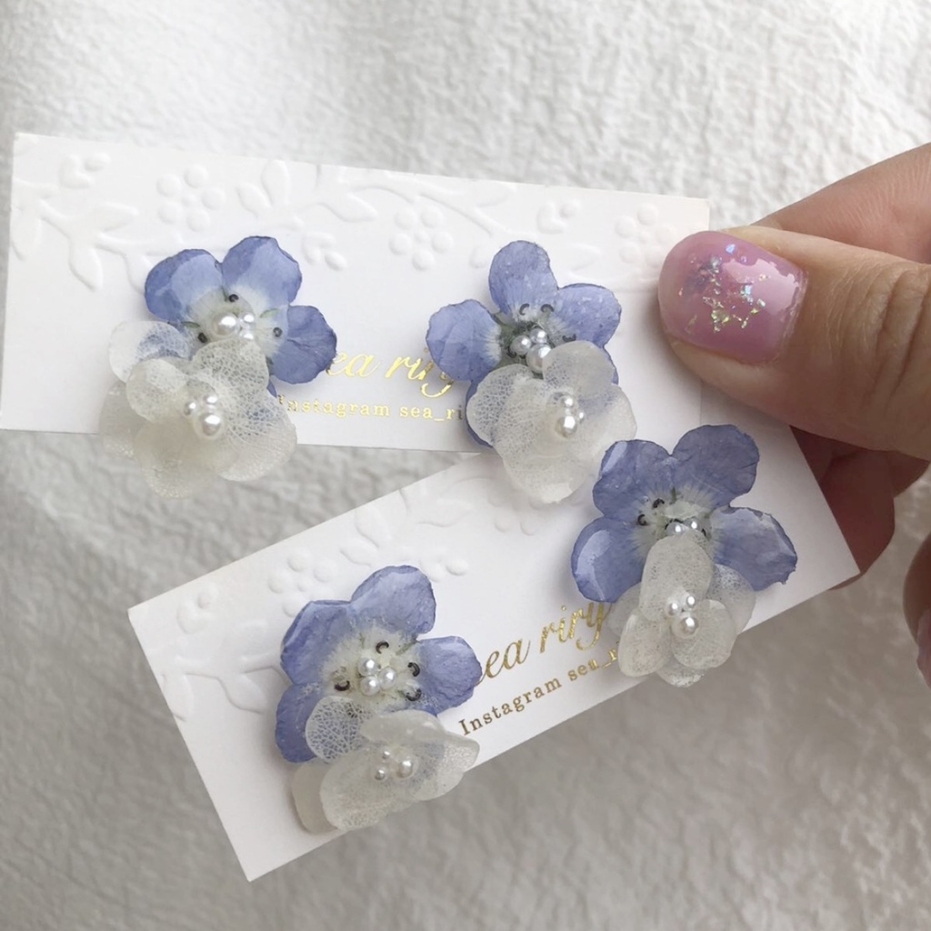 no.18 再販 ネモフィラと紫陽花のピアス ドライフラワー ブルー ホワイト パール ハンドメイドピアス