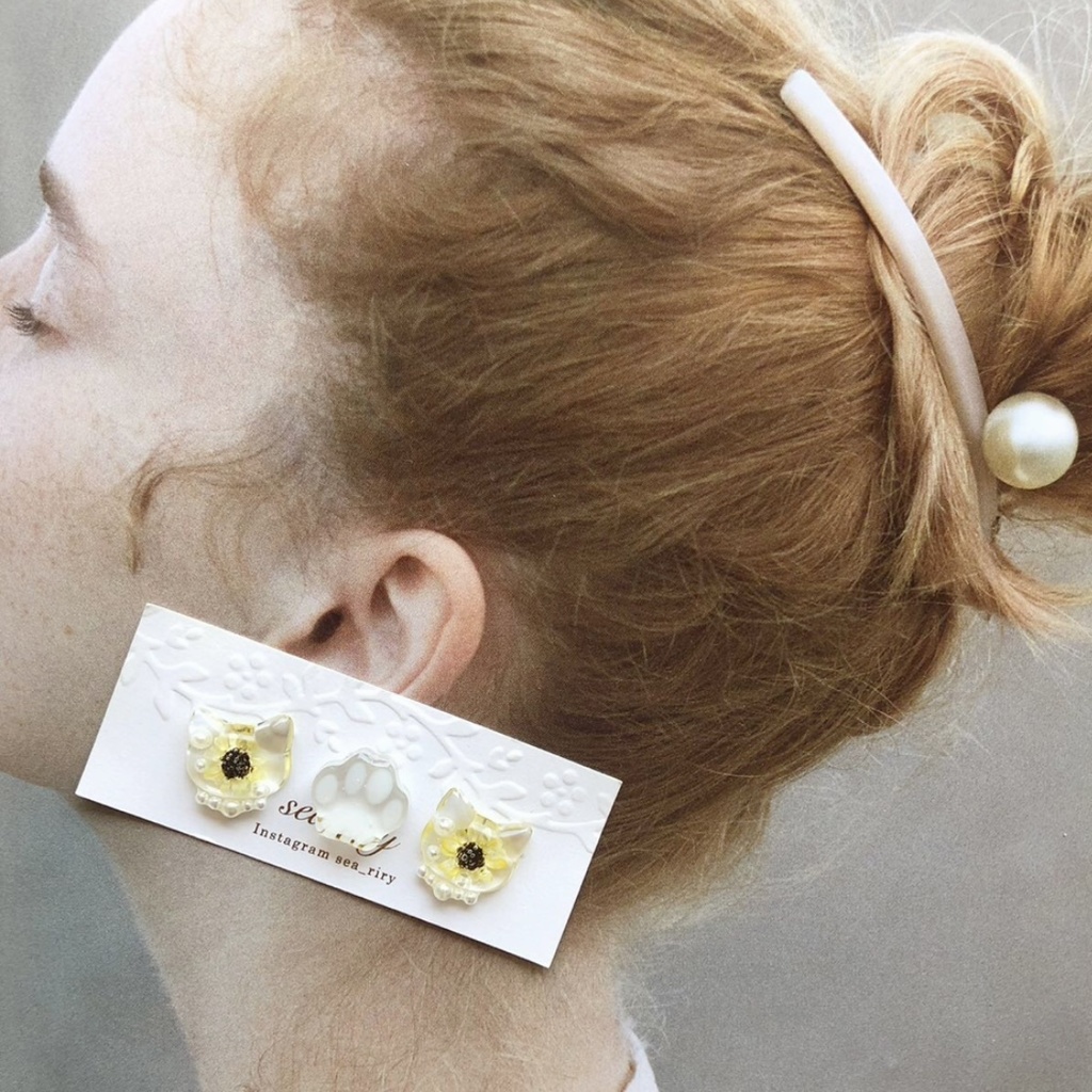 no.24 再販 向日葵のパールおめかしねこちゃん ひまわり スターフラワー パール レジン ピアス イヤリング