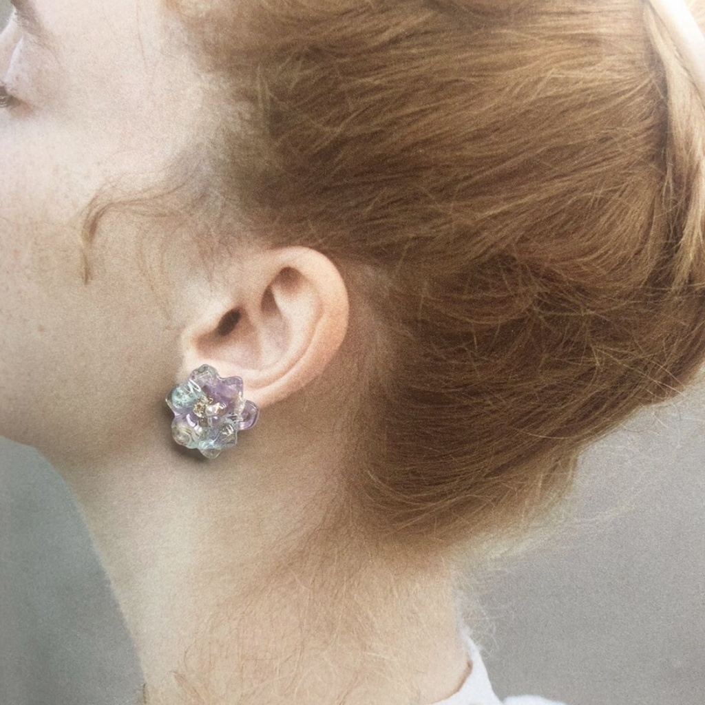 no.25 ドライフラワーの一粒フラワーピアス フラワー 氷 つやつや 涼 レジンピアス イヤリング