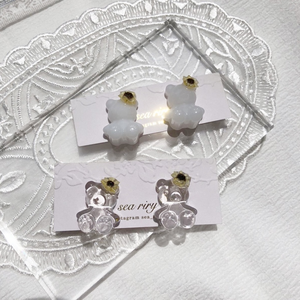 no.31 限定 sale ちいさな向日葵のおめかしくまさん ひまわり teddybear くま スターフラワー レジンアクセサリー ハンドメイド