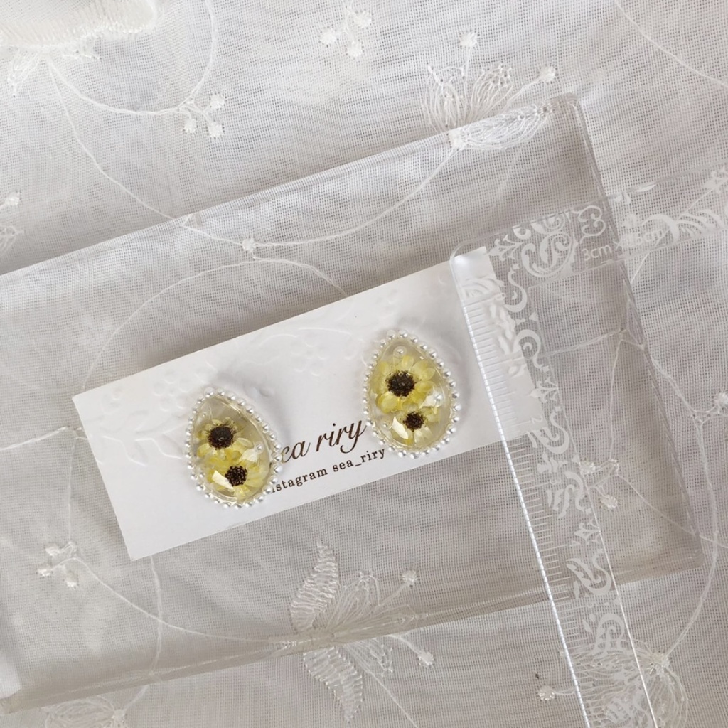 no.40 限定 sale 向日葵パールの雫ピアス ひまわり スターフラワー しずく レジン ピアス イヤリング ハンドメイド