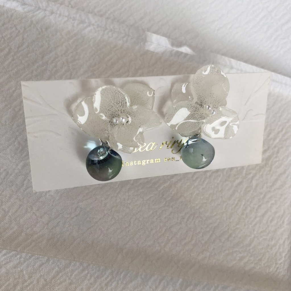 no.41 sale 紫陽花のゆらゆらピアス アンジュールカラー スズマル ニュイ アジサイ レジンピアス ハンドメイド
