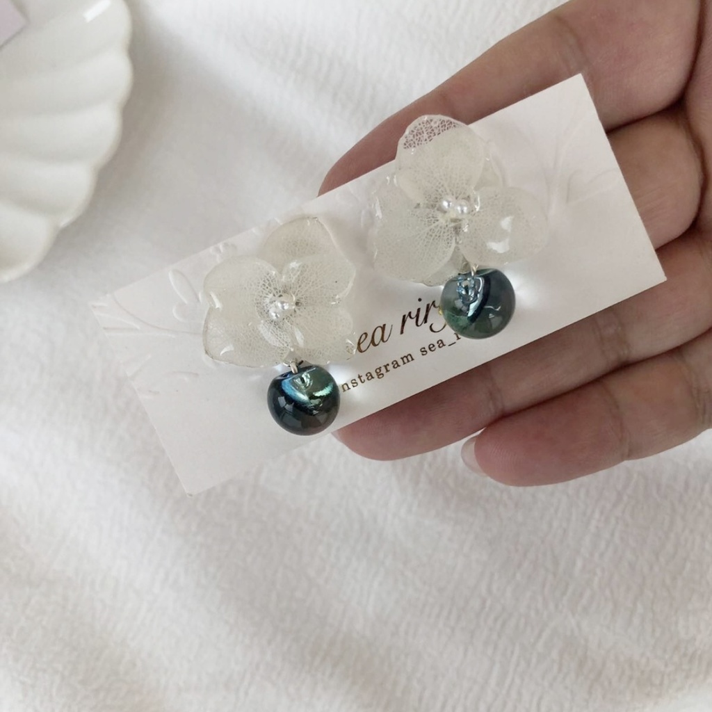 no.41 sale 紫陽花のゆらゆらピアス アンジュールカラー スズマル ニュイ アジサイ レジンピアス ハンドメイド