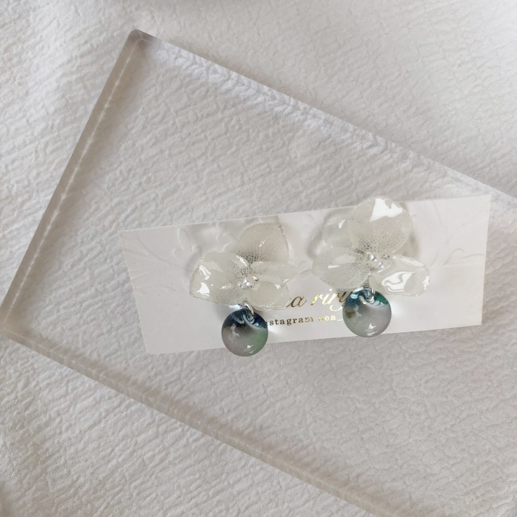 no.41 sale 紫陽花のゆらゆらピアス アンジュールカラー スズマル ニュイ アジサイ レジンピアス ハンドメイド