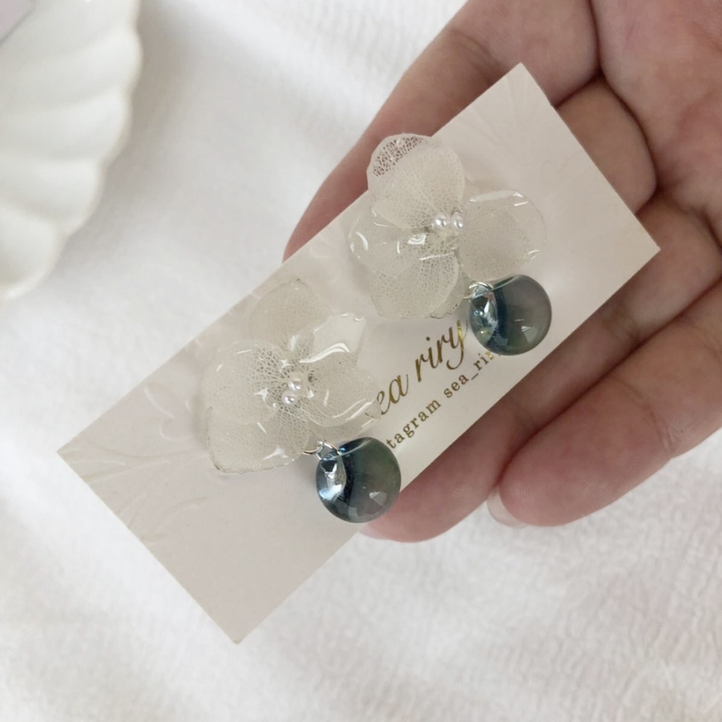 no.41 sale 紫陽花のゆらゆらピアス アンジュールカラー スズマル ニュイ アジサイ レジンピアス ハンドメイド