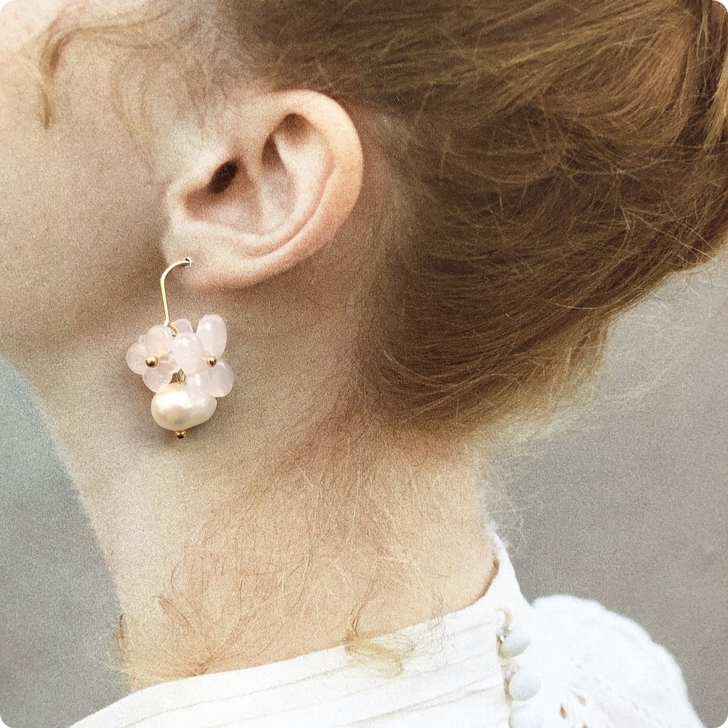 no.56 紫陽花と淡水パールのゆらゆらピアス アジサイ パール レジン ピアス イヤリング