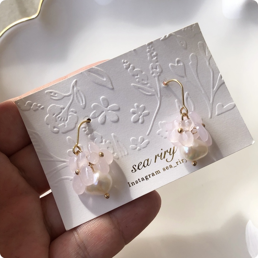 no.56 紫陽花と淡水パールのゆらゆらピアス アジサイ パール レジン ピアス イヤリング