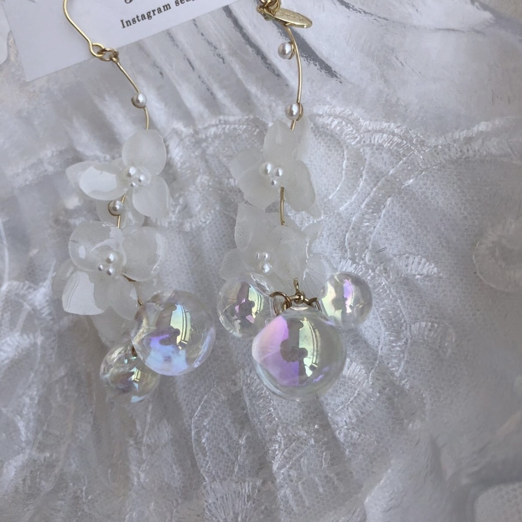 no.58 紫陽花としゃぼん玉のゆらゆらピアス あじさい パール クリア オーロラ レジン ピアス イヤリング