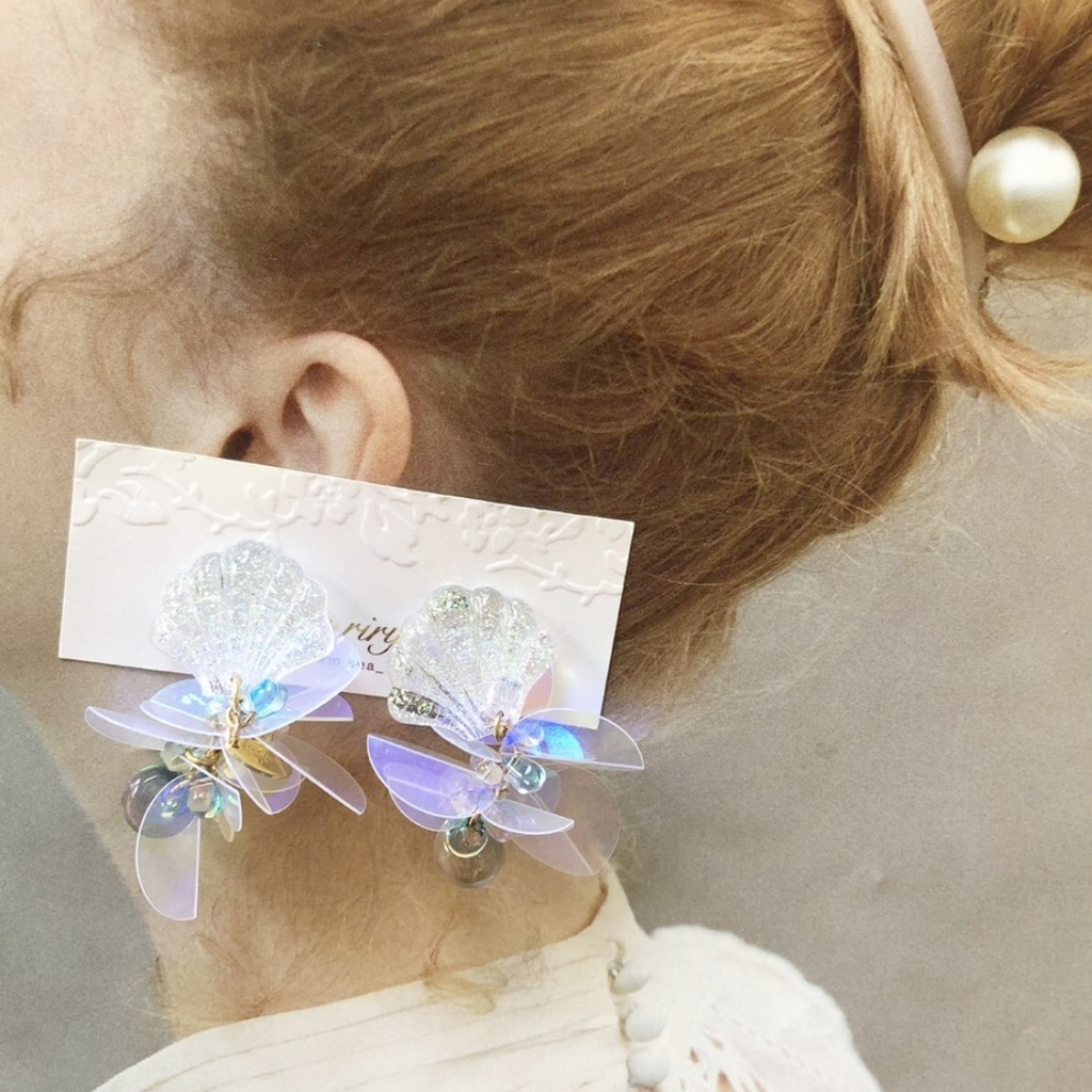 no.65 人魚姫のゆらゆらピアス マーメイド シェル クリア オーロラ ニュイ レジンピアス ハンドメイド