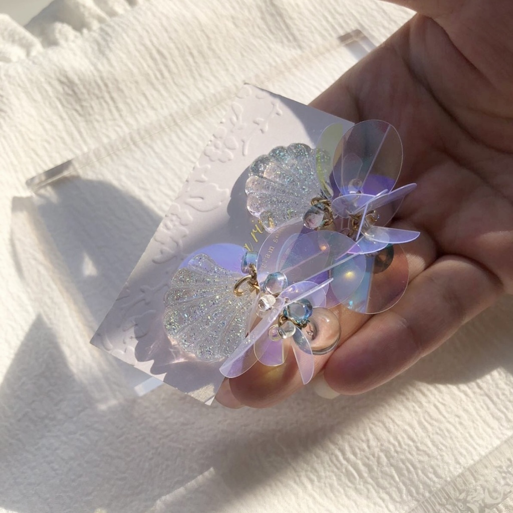 no.65 人魚姫のゆらゆらピアス マーメイド シェル クリア オーロラ ニュイ レジンピアス ハンドメイド