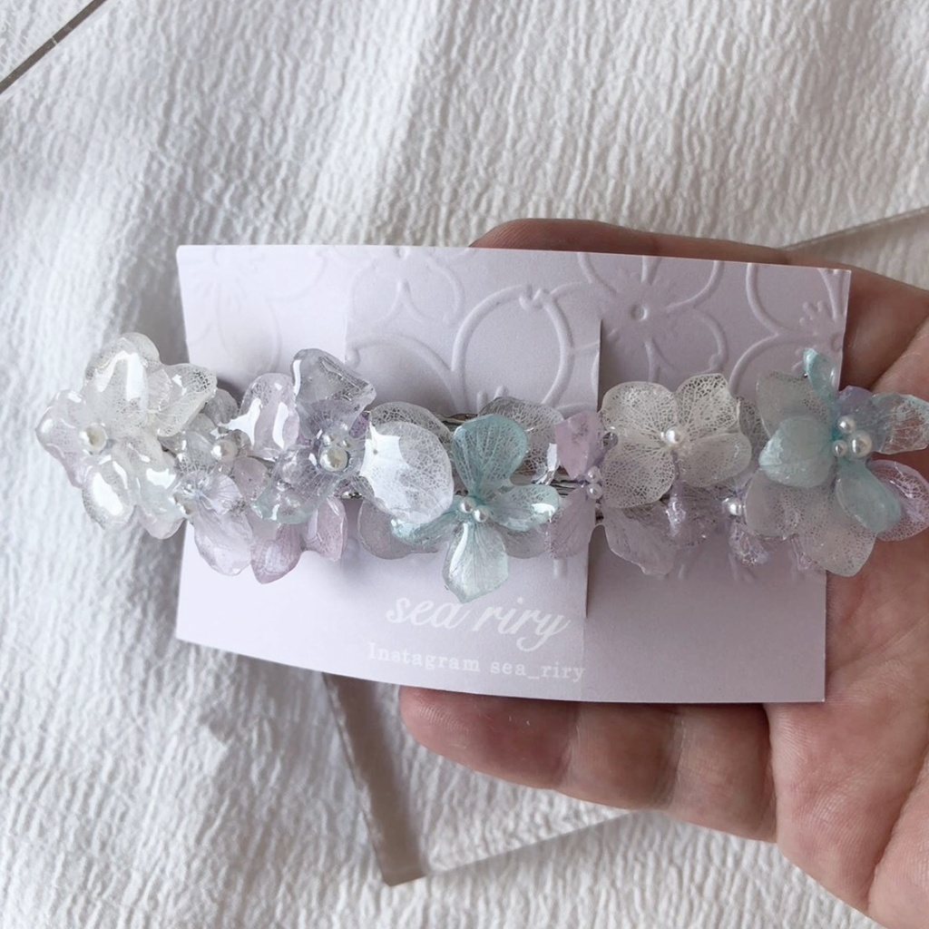 no.71 淡色紫陽花のヘアバレッタ マーメイドカラー アジサイ ヘアアクセサリー レジンバレッタ ハンドメイド