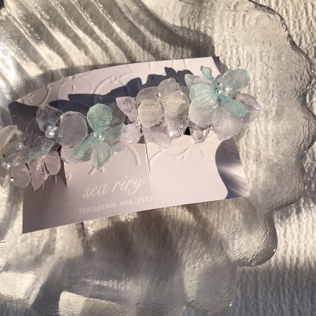 no.71 淡色紫陽花のヘアバレッタ マーメイドカラー アジサイ ヘアアクセサリー レジンバレッタ ハンドメイド