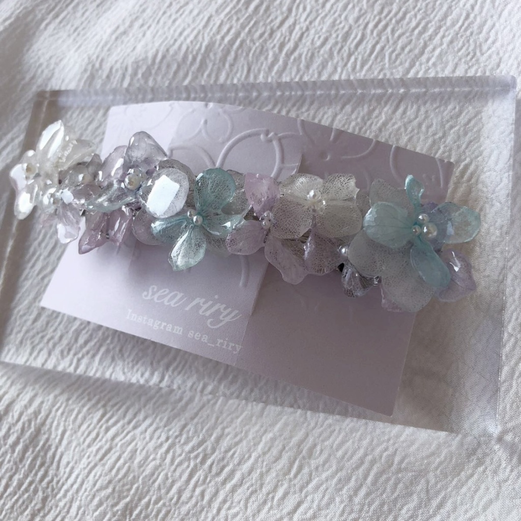 no.71 淡色紫陽花のヘアバレッタ マーメイドカラー アジサイ ヘアアクセサリー レジンバレッタ ハンドメイド