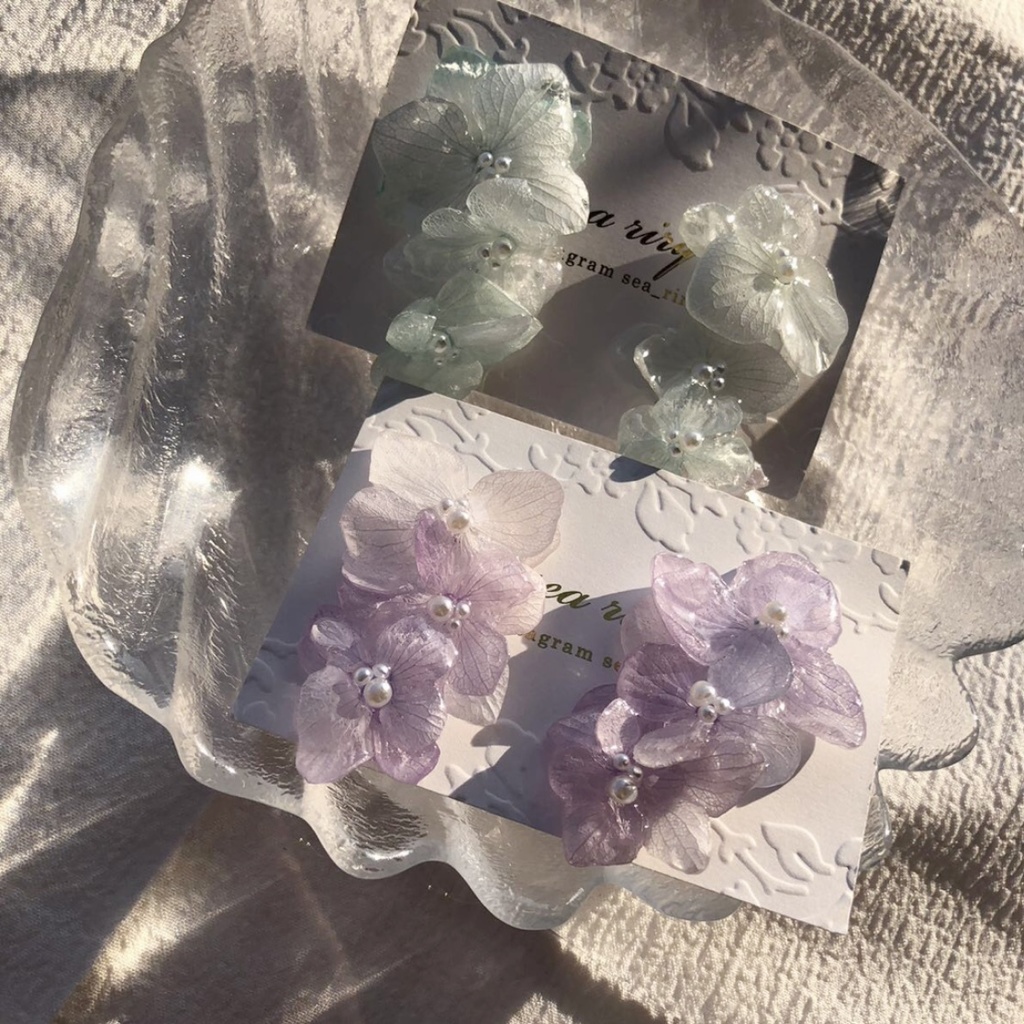 no.74 淡色グラデの紫陽花3連ピアス あじさい パール サージカルステンレス ポストピアス ハンドメイド