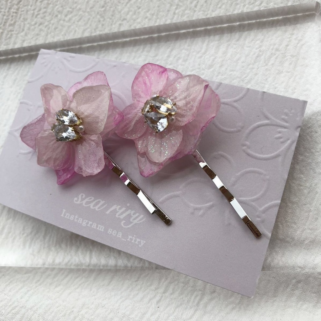 no.78 紫陽花のビジューヘアピン ドライフラワー 本物のお花 ヘアピン ピン留め ヘアアクセサリー ハンドメイド