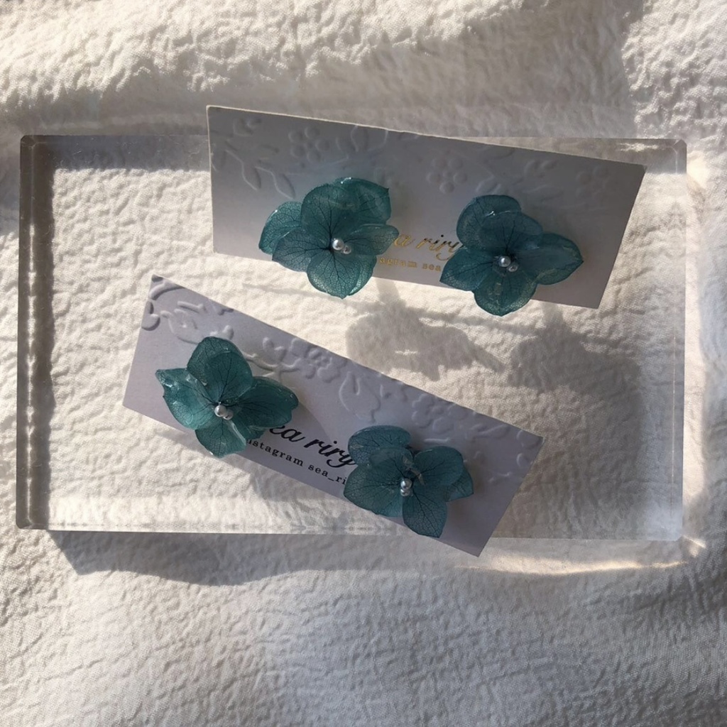 no.84 限定価格 紫陽花ピアス Blue lilac アジサイ パール ブルーライラック フラワーピアス ハンドメイドピアス