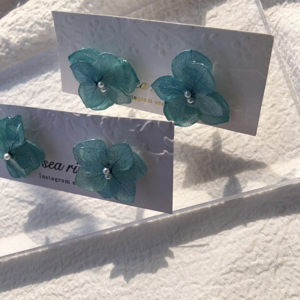 no.84 限定価格 紫陽花ピアス Blue lilac アジサイ パール ブルーライラック フラワーピアス ハンドメイドピアス
