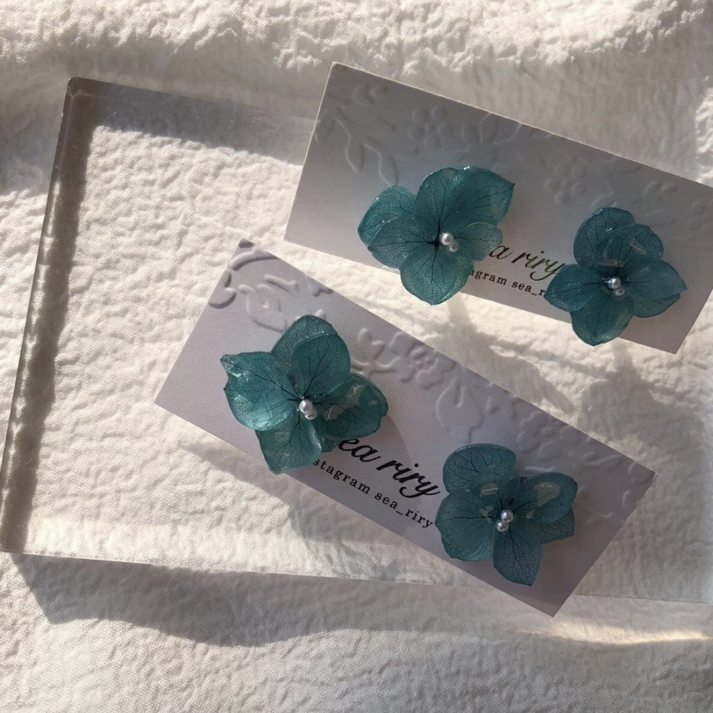 no.84 限定価格 紫陽花ピアス Blue lilac アジサイ パール ブルーライラック フラワーピアス ハンドメイドピアス