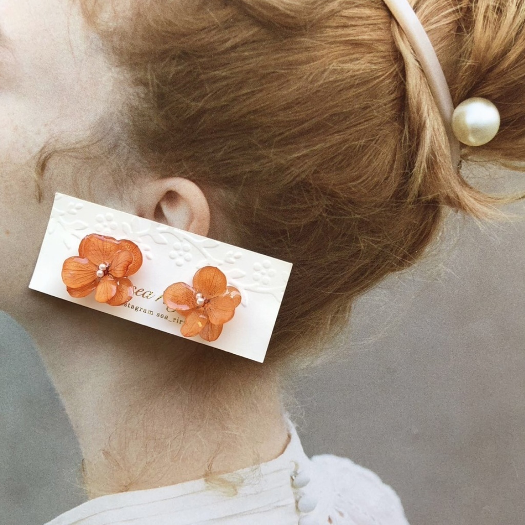 no.88 限定価格 紫陽花ピアス brick orange あじさい パール ブリックオレンジ 本物のお花 ハンドメイドピアス
