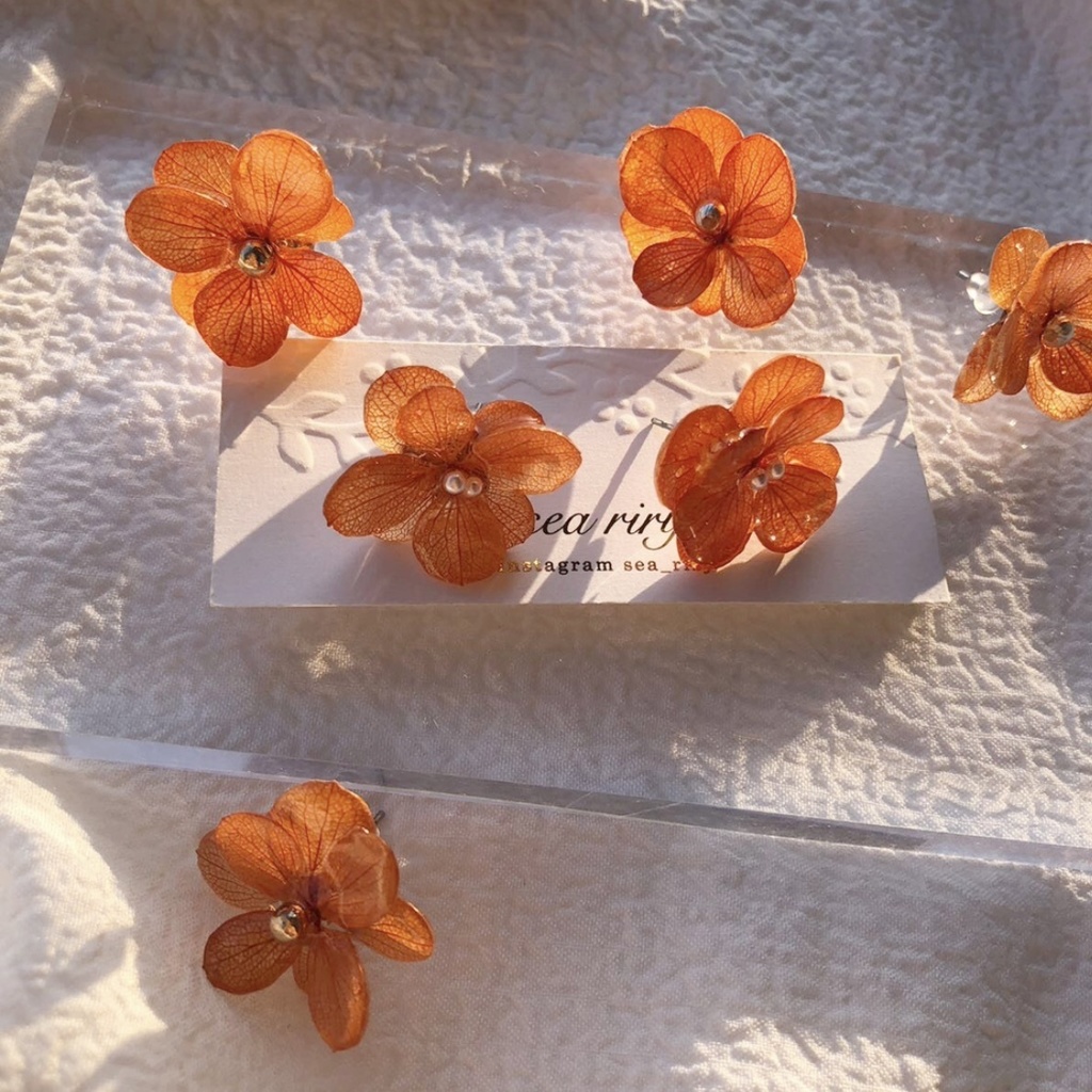 no.88 限定価格 紫陽花ピアス brick orange あじさい パール ブリックオレンジ 本物のお花 ハンドメイドピアス