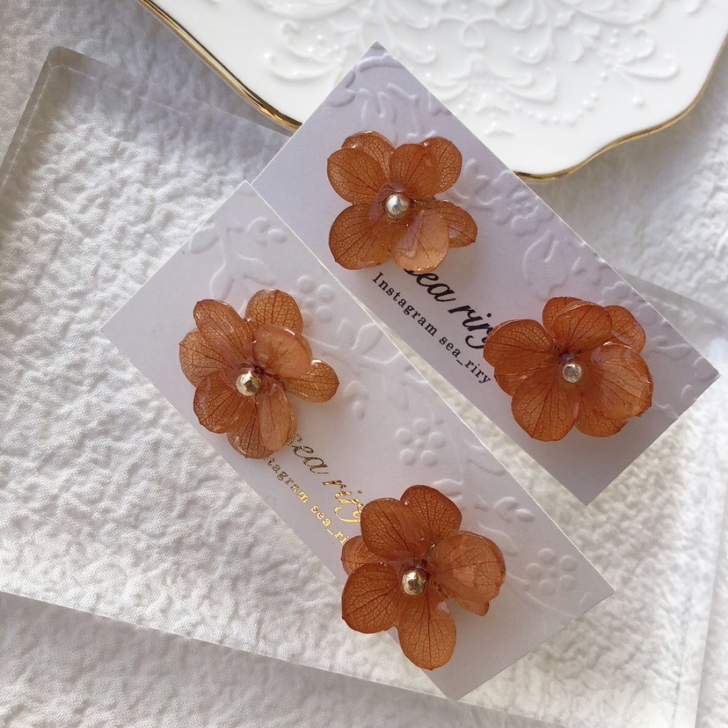 no.90 限定価格 紫陽花ピアス brick orange あじさい 本物のお花 ハンドメイドピアス