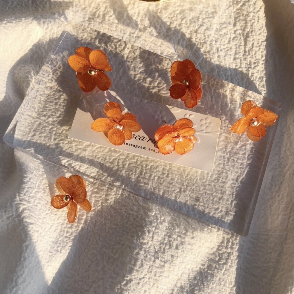 no.90 限定価格 紫陽花ピアス brick orange あじさい 本物のお花 ハンドメイドピアス