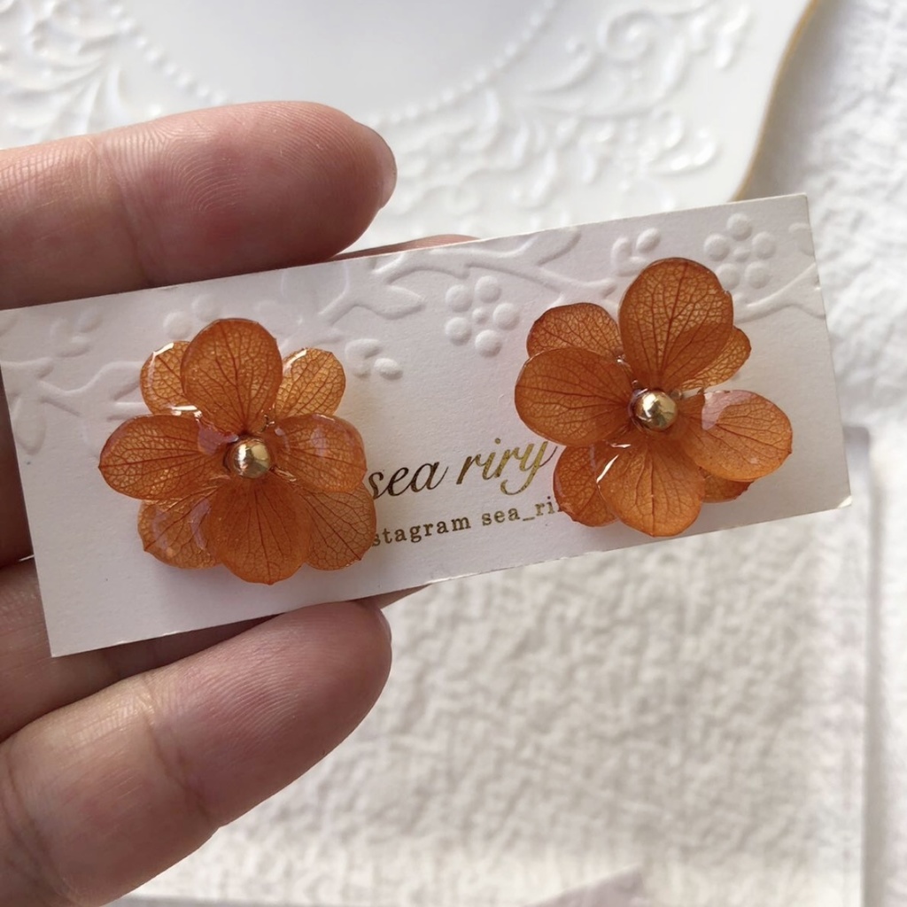 no.90 限定価格 紫陽花ピアス brick orange あじさい 本物のお花 ハンドメイドピアス