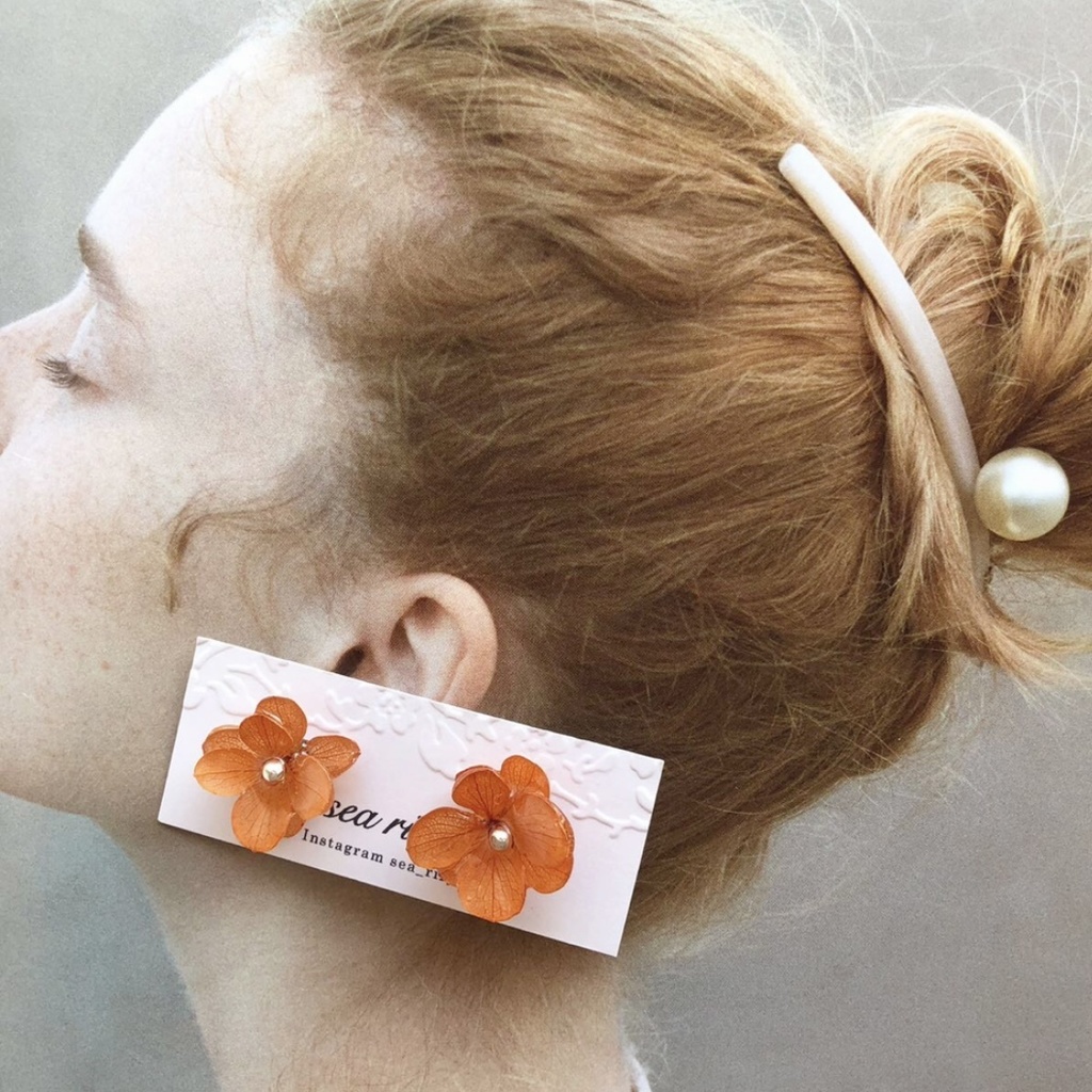 no.90 限定価格 紫陽花ピアス brick orange あじさい 本物のお花 ハンドメイドピアス