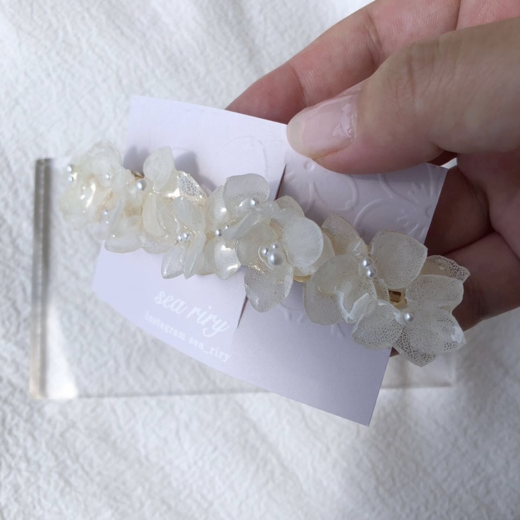 no.91 紫陽花のヘアバレッタ 紫陽花 ホワイト パール ヘアバレッタ ヘアアクセサリー ハンドメイド 髪飾り