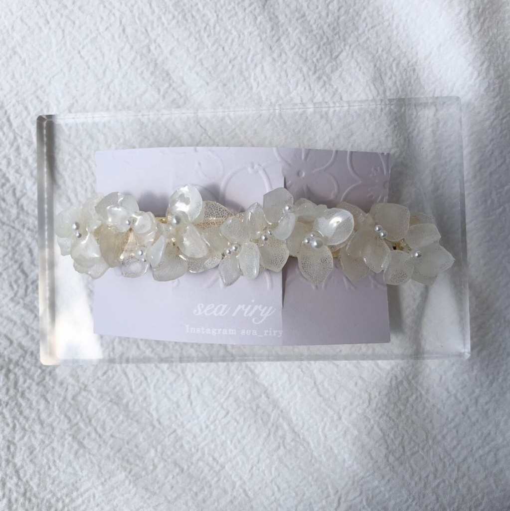 no.91 紫陽花のヘアバレッタ 紫陽花 ホワイト パール ヘアバレッタ ヘアアクセサリー ハンドメイド 髪飾り