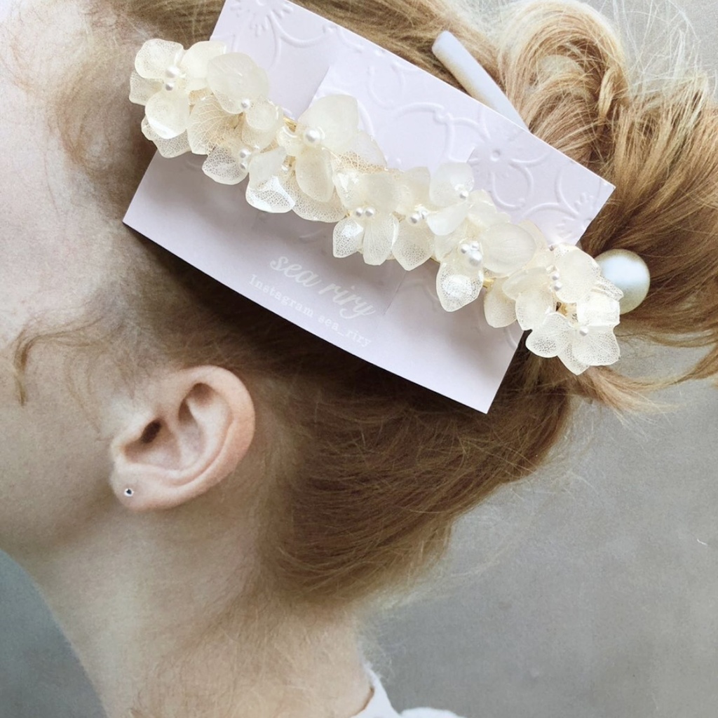 no.91 紫陽花のヘアバレッタ 紫陽花 ホワイト パール ヘアバレッタ ヘアアクセサリー ハンドメイド 髪飾り