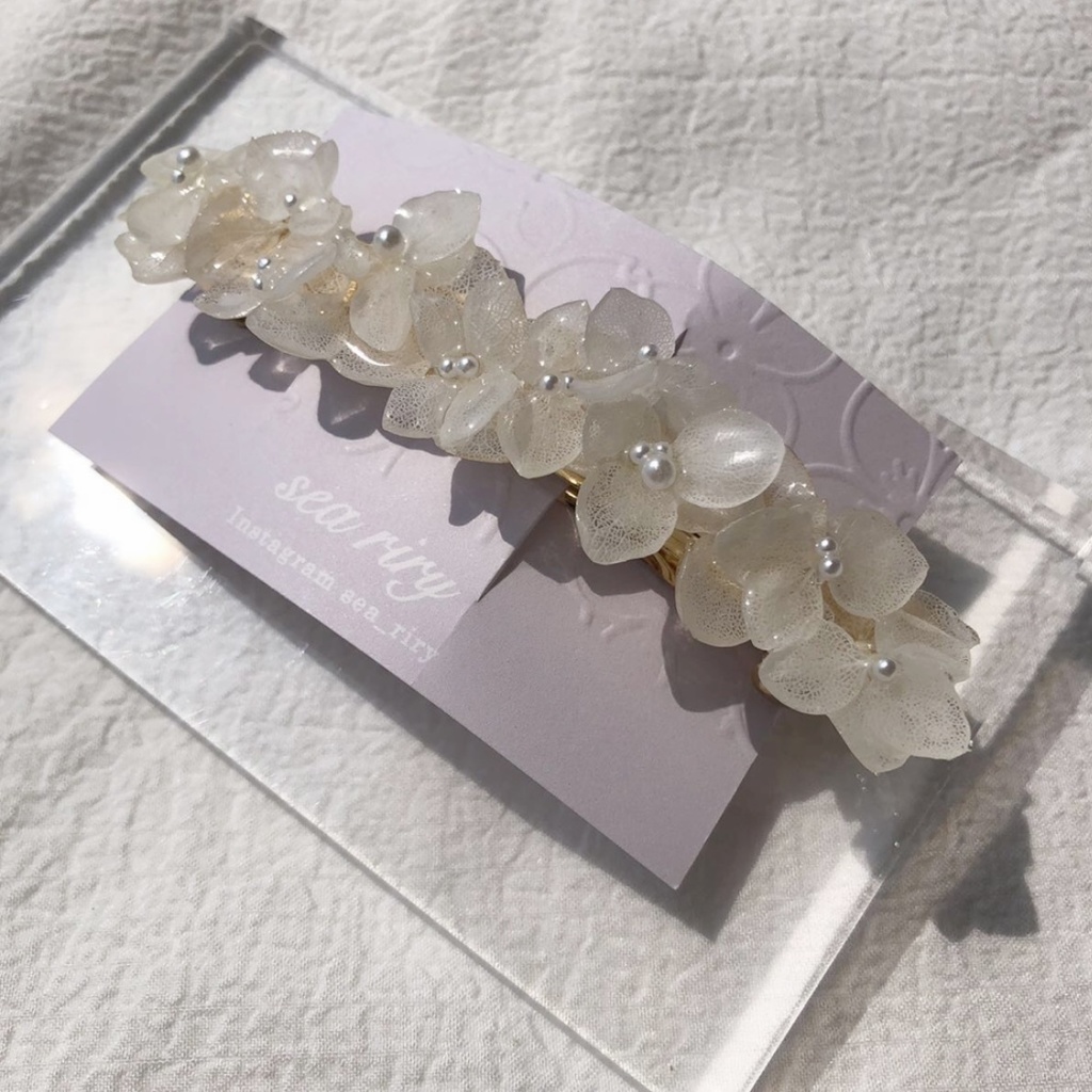 no.91 紫陽花のヘアバレッタ 紫陽花 ホワイト パール ヘアバレッタ ヘアアクセサリー ハンドメイド 髪飾り