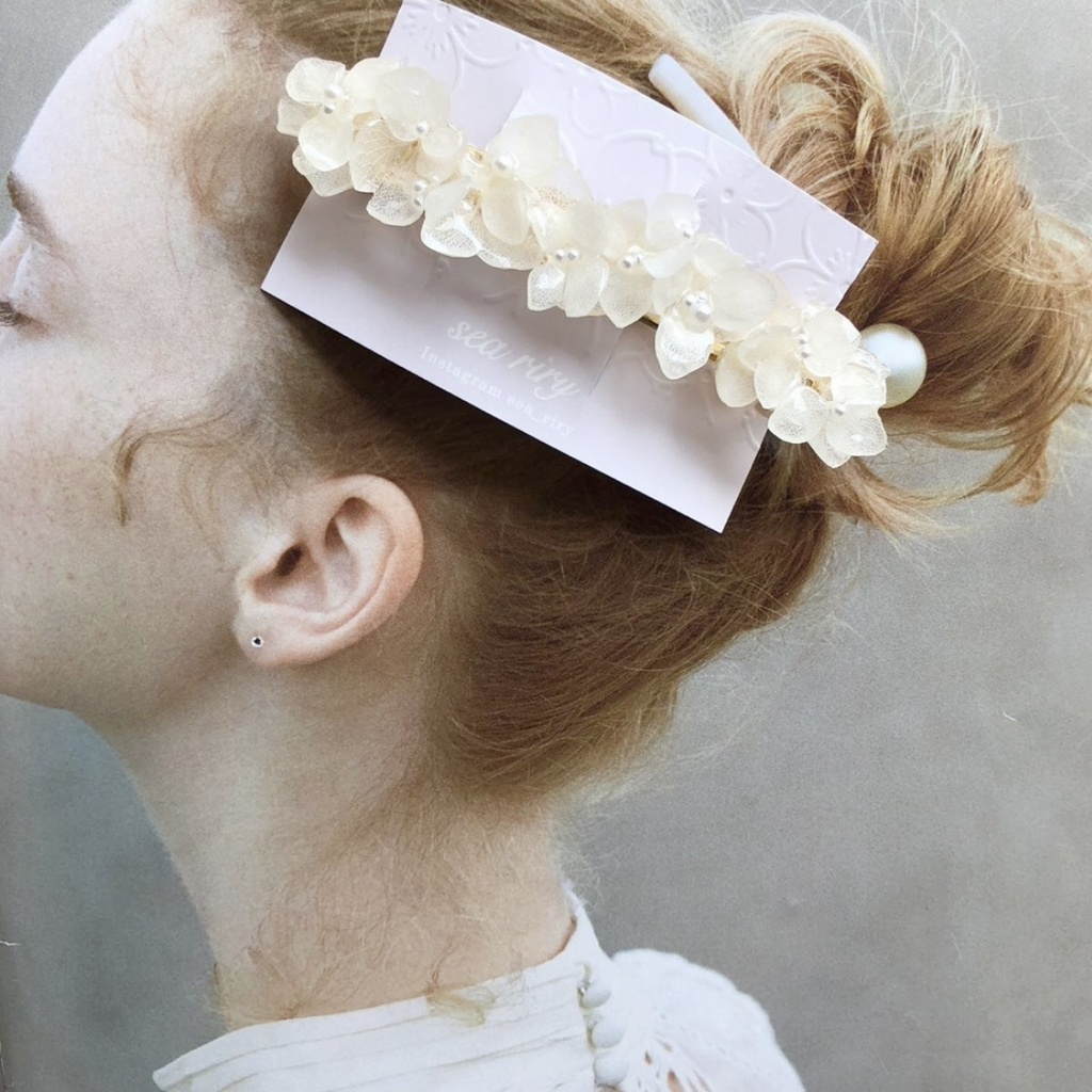 no.91 紫陽花のヘアバレッタ 紫陽花 ホワイト パール ヘアバレッタ ヘアアクセサリー ハンドメイド 髪飾り