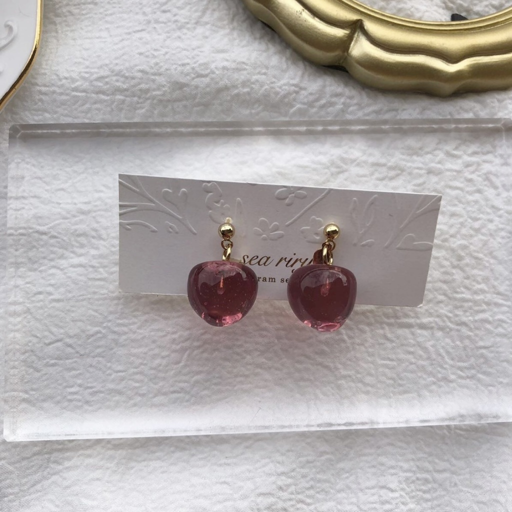 no.98 秋色りんご 林檎 リンゴピアス 深緋色 あかいろ 果実 レジンアクセサリー サージカルステンレス ハンドメイドピアス