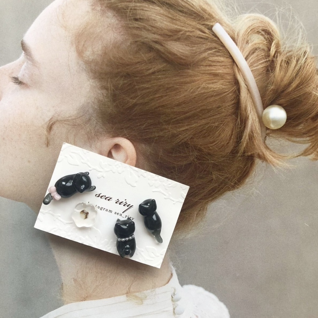 no.100 限定セット おめかし黒猫ちゃん リボン パール ねこ 黒猫 レジンピアス サージカルステンレス ピアス