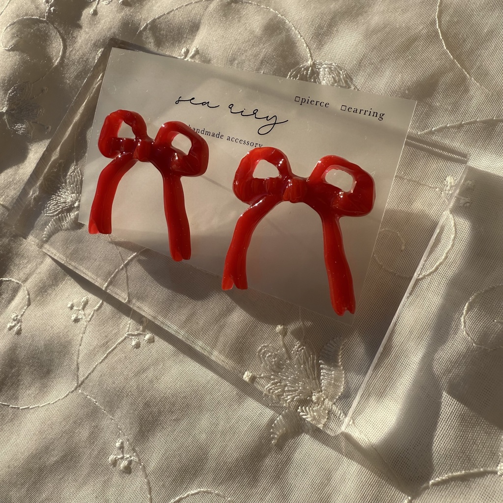 no.104 リボンピアス ribbon あかいろ red リボンアクセサリー レジンピアス ハンドメイドピアス