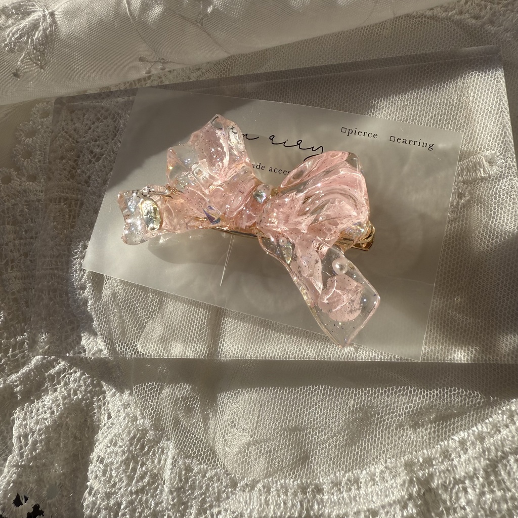 no.113 桜色紫陽花とパールのリボンヘアクリップ 淡色 ピンク ドライフラワー リボン レジンクリップ ハンドメイド