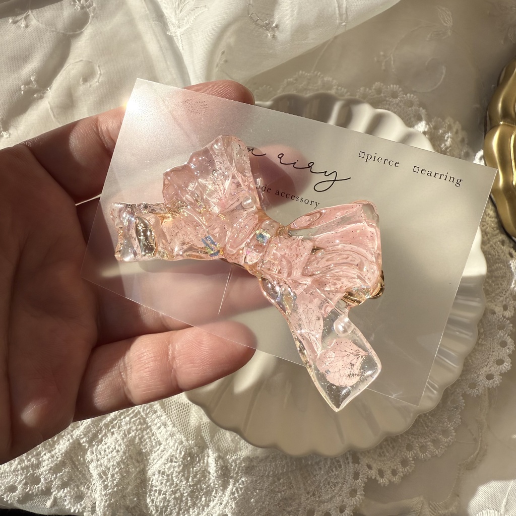 no.113 桜色紫陽花とパールのリボンヘアクリップ 淡色 ピンク ドライフラワー リボン レジンクリップ ハンドメイド