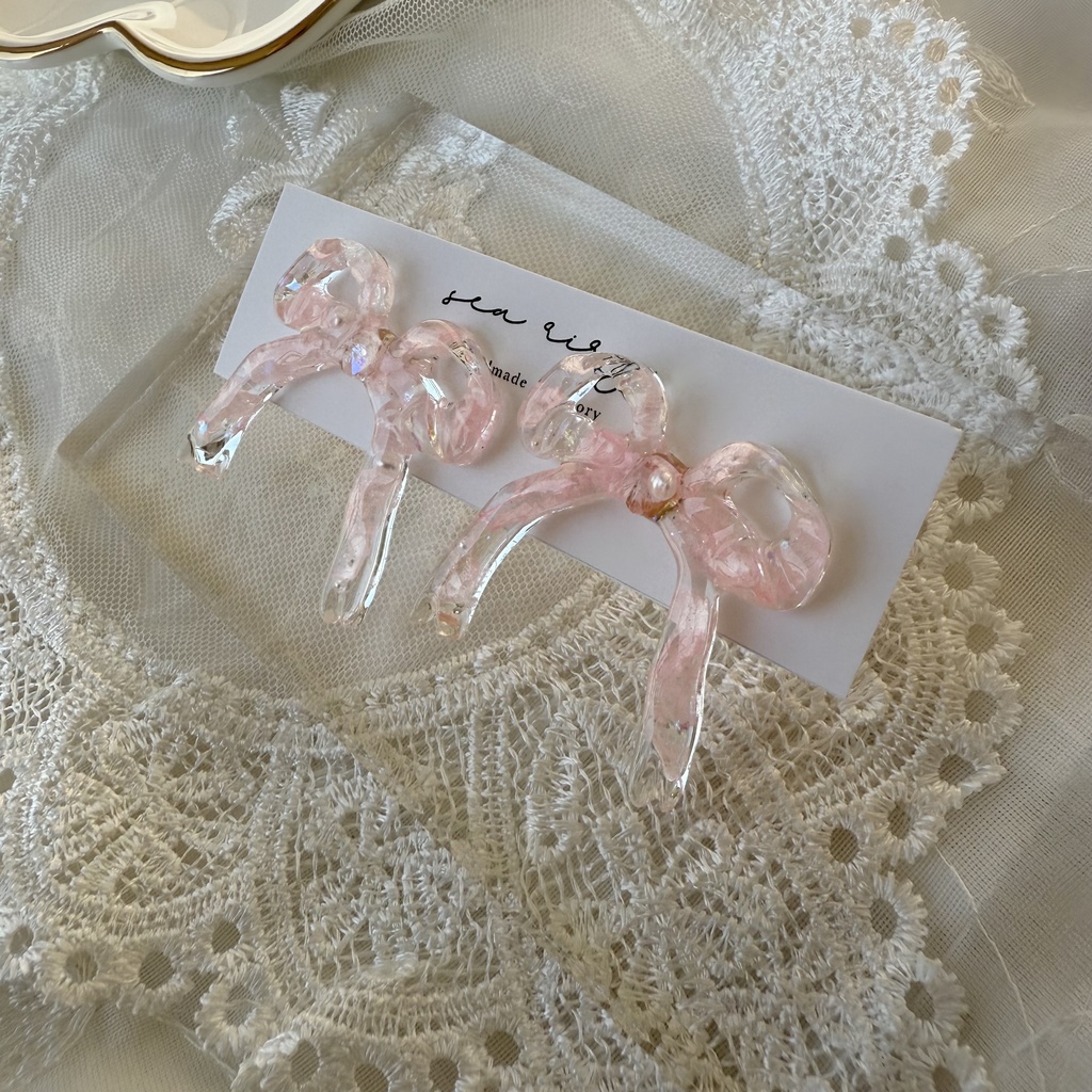 no.116 さくら色リボンピアス 桜色 紫陽花 ドライフラワー パール リボン サージカルステンレス ポストピアス