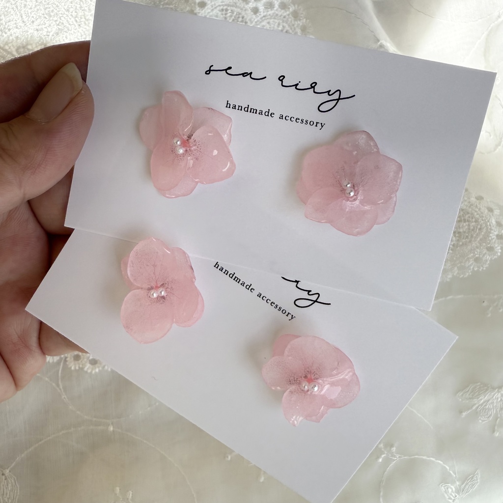 no.118 ちいさな春色の紫陽花ピアス ベビーピンク 紫陽花 フラワーピアス ドライフラワー ステンレス ハンドメイドピアス