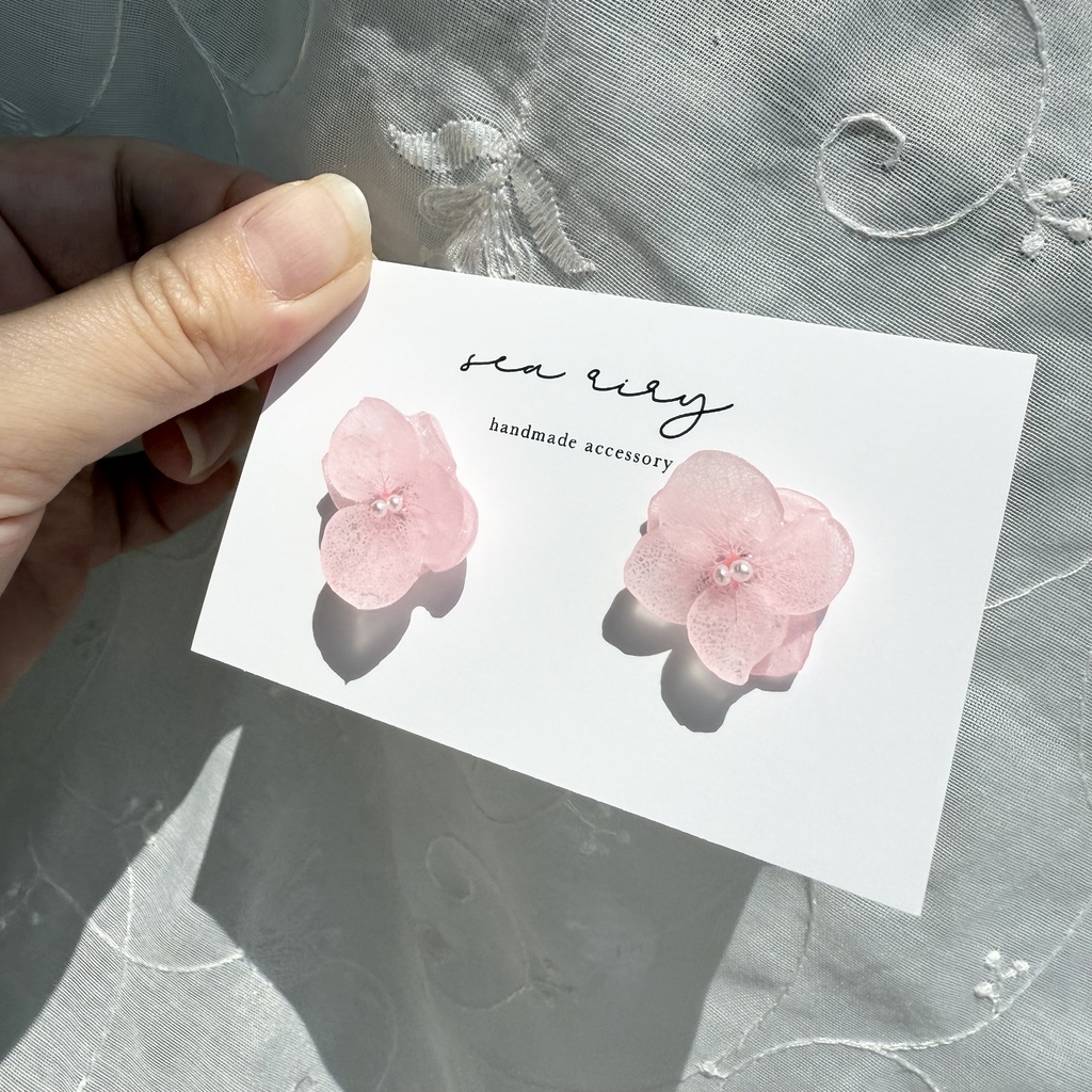 no.118 ちいさな春色の紫陽花ピアス ベビーピンク 紫陽花 フラワーピアス ドライフラワー ステンレス ハンドメイドピアス