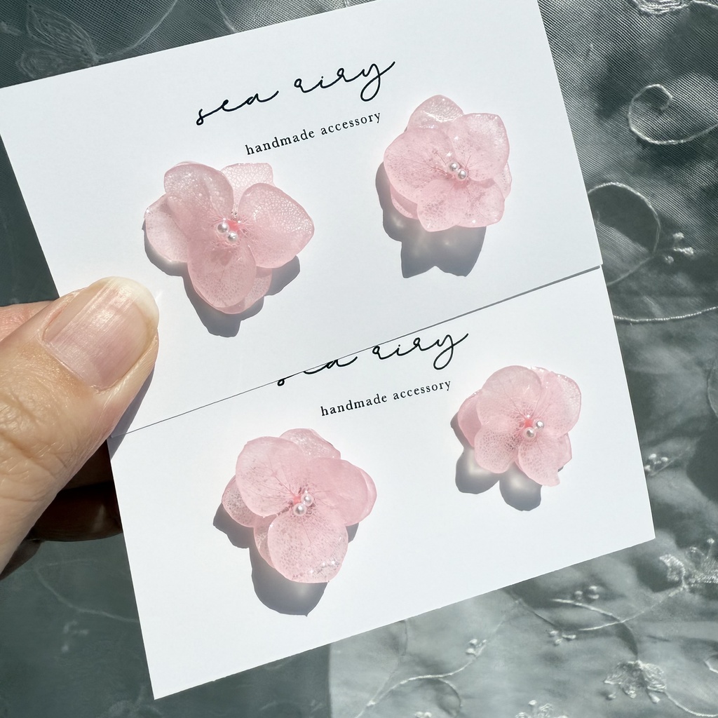 no.118 ちいさな春色の紫陽花ピアス ベビーピンク 紫陽花 フラワーピアス ドライフラワー ステンレス ハンドメイドピアス