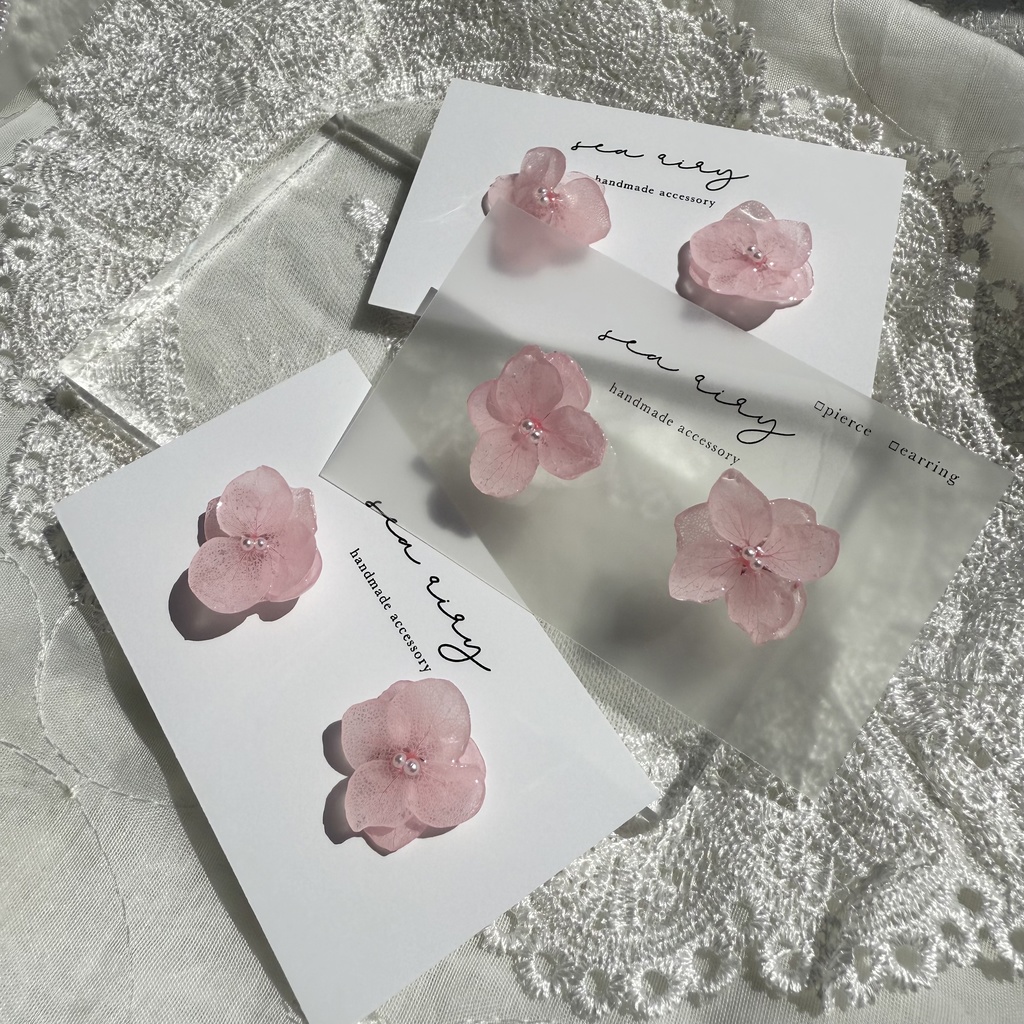 no.118 ちいさな春色の紫陽花ピアス ベビーピンク 紫陽花 フラワーピアス ドライフラワー ステンレス ハンドメイドピアス