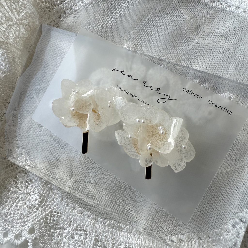 no.120 再販 限定セット 紫陽花のヘアクリップとポニーフック セット ホワイトアナベル レジンヘアアクセサリー ポニーフック ヘアクリップ ハンドメイド