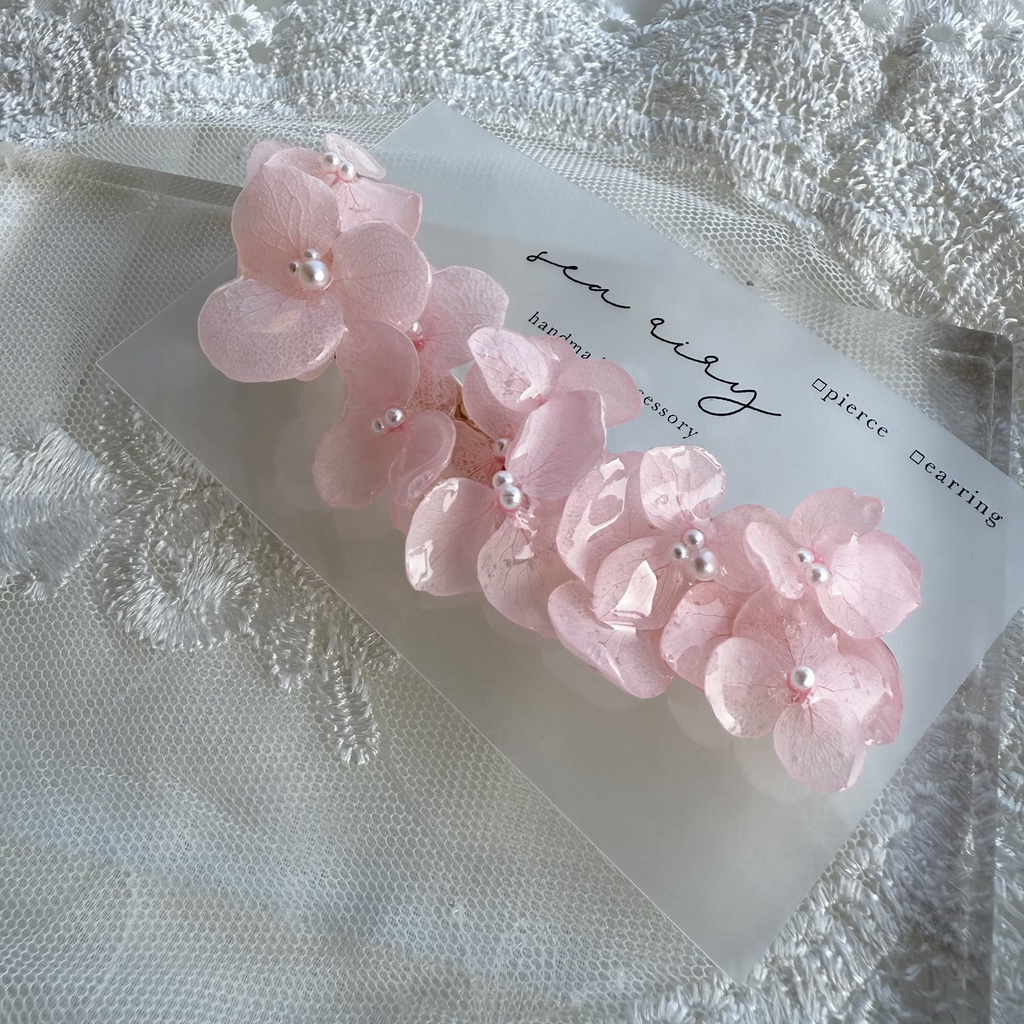 no.121 さくら色の紫陽花のヘアクリップ ベビーピンク 紫陽花 ドライフラワー ヘアクリップ レジンクリップ ハンドメイド