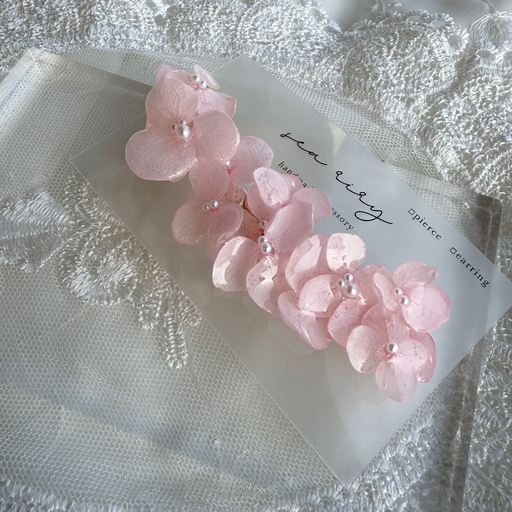 no.121 さくら色の紫陽花のヘアクリップ ベビーピンク 紫陽花 ドライフラワー ヘアクリップ レジンクリップ ハンドメイド