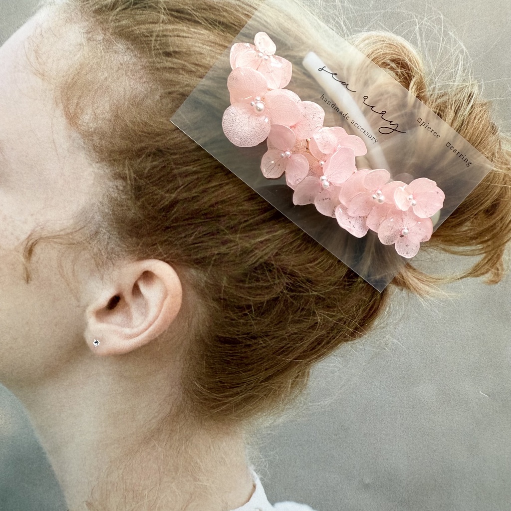 no.121 さくら色の紫陽花のヘアクリップ ベビーピンク 紫陽花 ドライフラワー ヘアクリップ レジンクリップ ハンドメイド