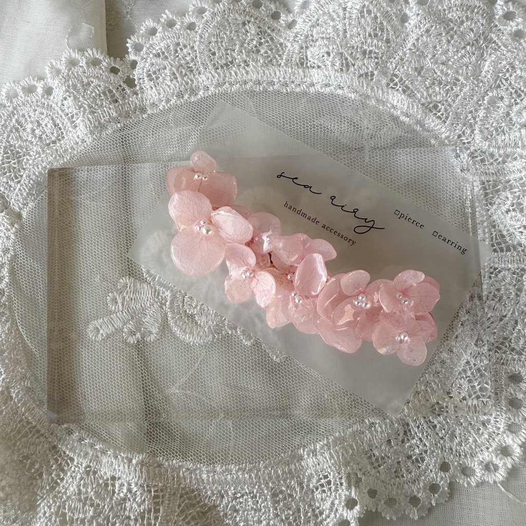 no.121 さくら色の紫陽花のヘアクリップ ベビーピンク 紫陽花 ドライフラワー ヘアクリップ レジンクリップ ハンドメイド